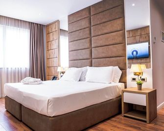 Amfora Hotel & Spa - Durrës - Sovrum