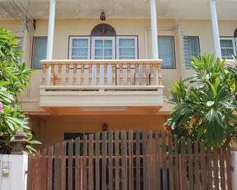 Baan Khun Nong - Phetchaburi - Edificio