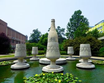 Sweeting Apartment (Qingdao Hangzhou Road) - Qingdao