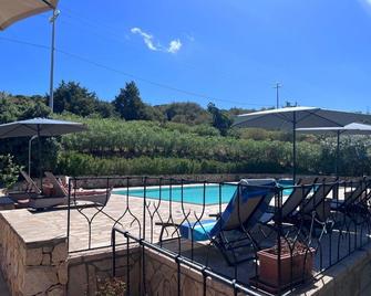 Villa Alba sul Mare - Torpè - Pool