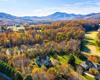 Stoney Creek Cottage Minutes to Wintergreen - Nellysford
