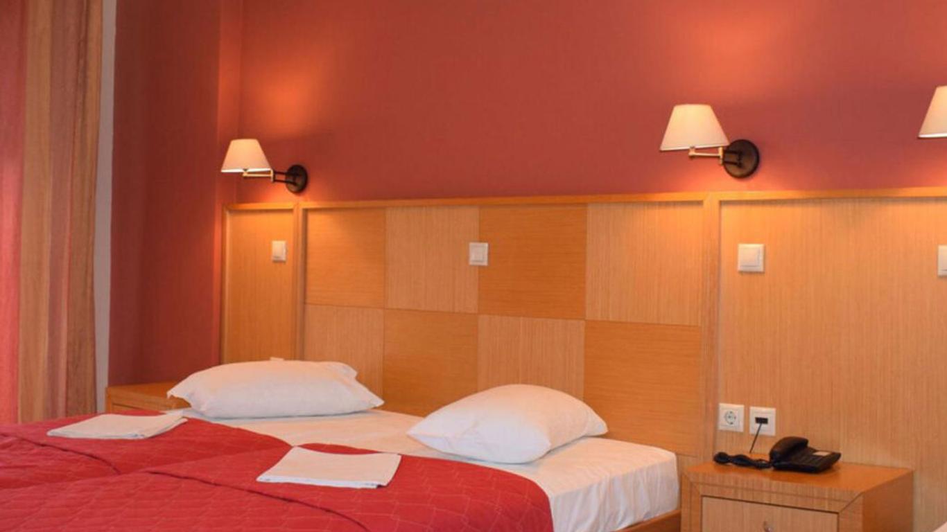 Evia Hotel & Suites
