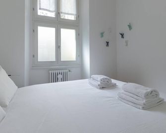 Italianway - Sarpi 10 A - Milà - Habitació