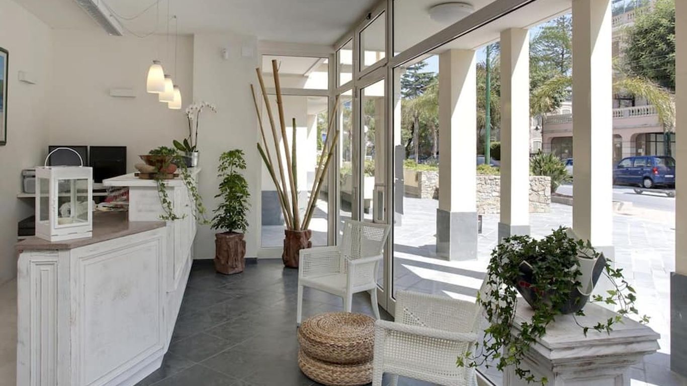 ريزيدنس ديلانجيلو