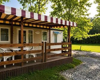 Campsite Uhaitza Le Saison - Mobile home O'hara 734 - 2 bedrooms 6 persons - Mauléon-Licharre - Patio