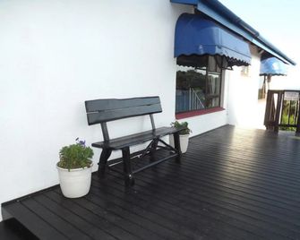 Stroke-One-Inn - Umkomaas - Balcony
