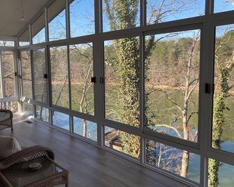 Wonderful home with dock on Tellico Lake - Loudon - Balkon