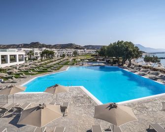 أتلانتيكا بيتش ريزورت كوس - شامل جميع الخدمات - Kardamena - حوض السباحة