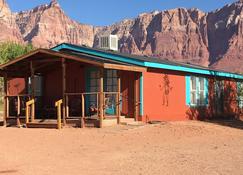 Comfortable Home with Breathtaking Views of the Vermilion Cliffs Wilderness - Marble Canyon - 建築