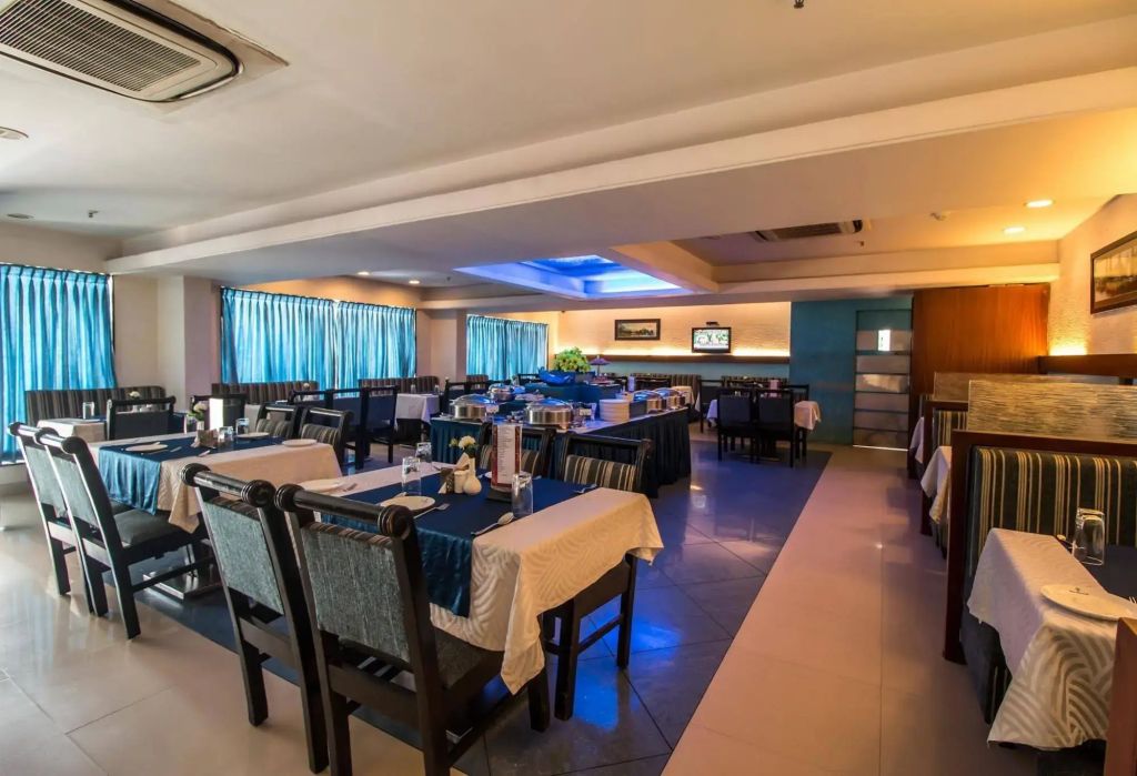 The Budhil Park - Visakhapatnam - Restaurant