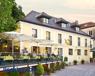 Landgasthof Zur schönen Wienerin - Marbach an der Donau - Gebouw