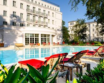 Grand Hotel Heiligendamm - Бад-Доберан - Басейн