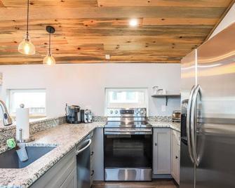 Heart Of Golden Balcony Near Mtns & Red Rocks - Golden - Kitchen
