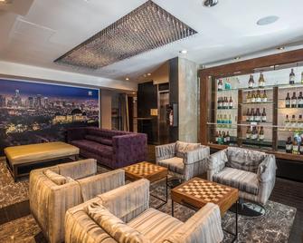 O Hotel by LuxUrban - Los Angeles - Lounge