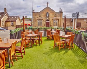 The Coachman Hotel - Glasgow - Patio