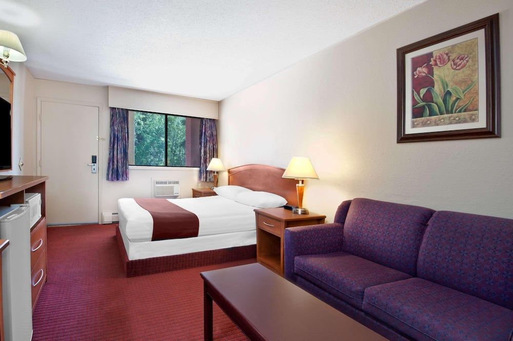 Deer Park Inn Red Deer