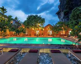 Tam Coc Eco Field Nest by Anms Group - Ninh Binh - Piscina