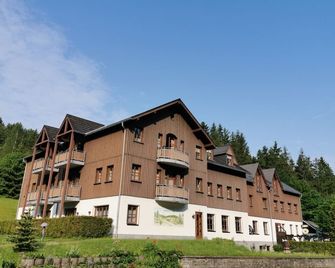 Hotel Schwarzbeerschänke Pobershau - Pobershau - Gebäude