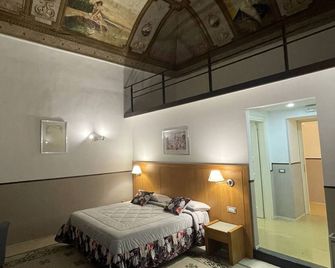 Resort Costantinapoli 27 - Neapel - Schlafzimmer
