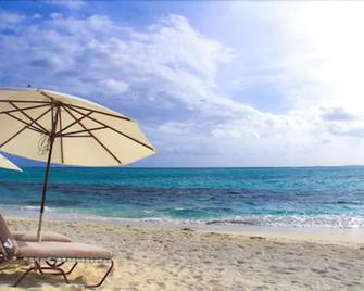 Serenity Cottages - Shoal Bay - חוף