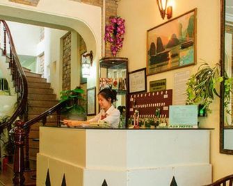 A25 Hotel - 197 Thanh Nhan - Hanoi - Front desk