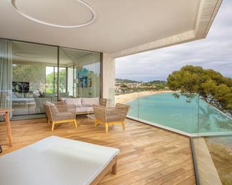 Hostal Boutique Es Portalet - Sant Feliu de Guíxols - Bể bơi