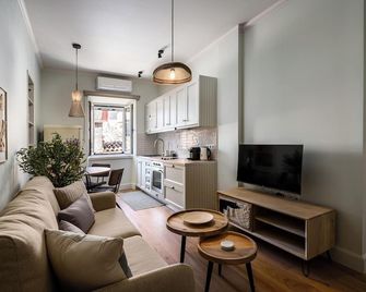 Porta Suites by Konnect, Old Corfu Town - Perama - Living room