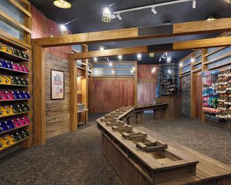 Great Wolf Lodge Mashantucket - Mashantucket - Tienda