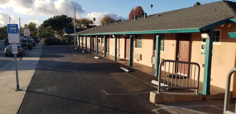 Riverside Inn & Suites Santa Cruz - Santa Cruz - Extérieur