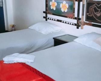 Nadi Airport Transit Hotel - Nadi - Bedroom