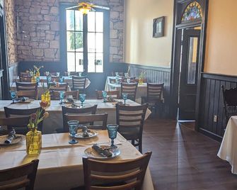 The Historic Leger - Mokelumne Hill - Restaurante