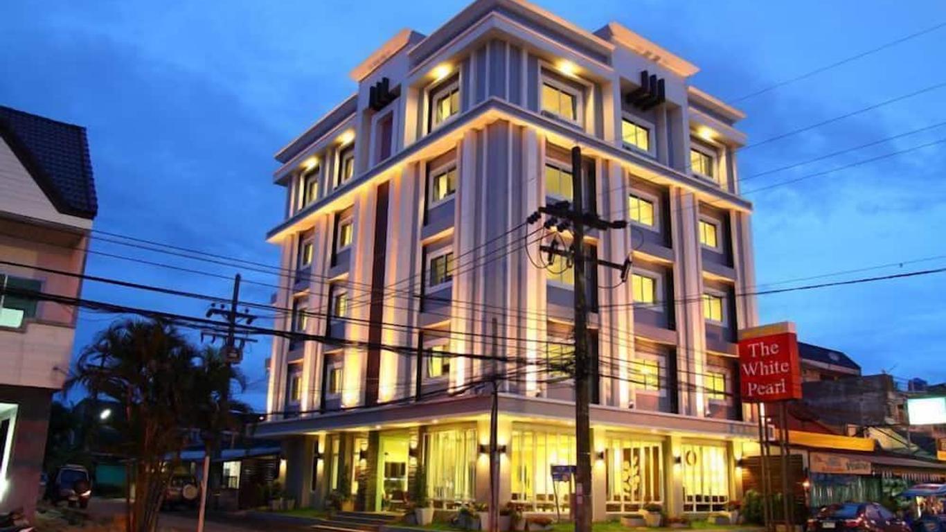 เดอะไวท์เพิร์ล
