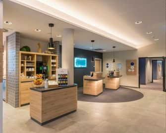 Holiday Inn Express Wuppertal - Hauptbahnhof By IHG - Wuppertal - Gebäude