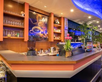 Marlin Hotel - Surat Thani - Bar