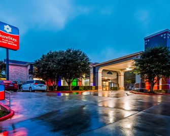 سور ستاي بلس باي بست ويسترن سان أنتونيو أيربورت - سان انطونيو - مبنى