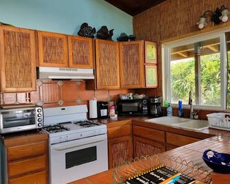 Awesome Ocean/Sunset Views - Hawi - Cocina