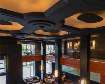 أوشينيا لو كونتي بريست - بريست - ردهة