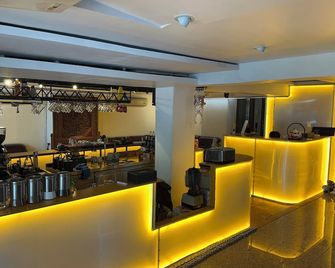 Longzhu Guesthouse - Bangkok - Bar