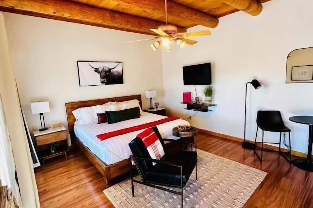Adobe Rose Boutique Inn - Artesia - Schlafzimmer