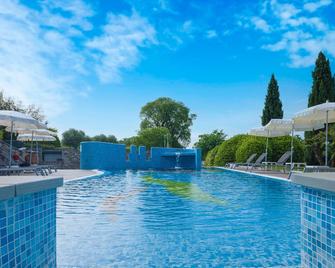 Active Hotel Paradiso & Golf - Peschiera del Garda - Pool