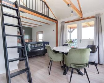 Wildzicht Cosy Cabins - 't Zand - Dining room