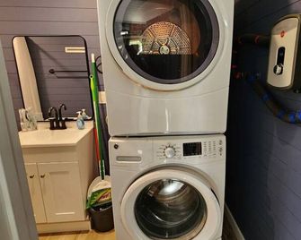 Cozy 1br Home | Centrally Located | Near Downtown & Umhb - Belton - Lavandería