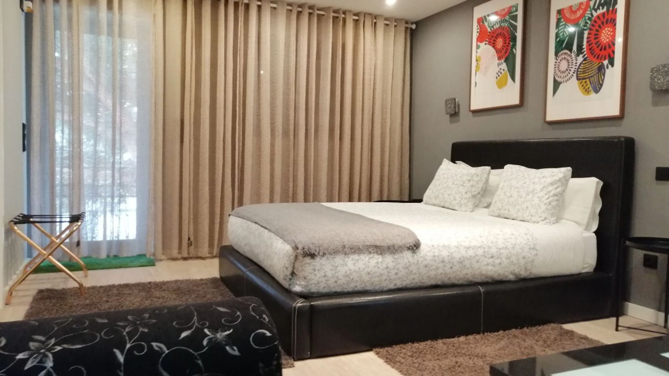 Porto Suites Do Marques