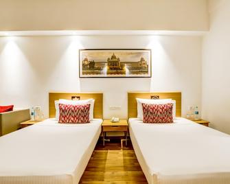 Lemon Tree Hotel Electronics City - Bengaluru - Bedroom