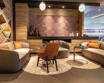 Hotel Panorama Hamburg-Harburg - המבורג - טרקלין