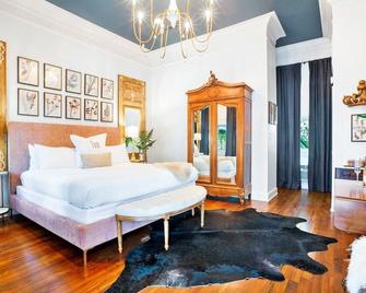 The Inn at Ocean Springs - Ocean Springs - Bedroom