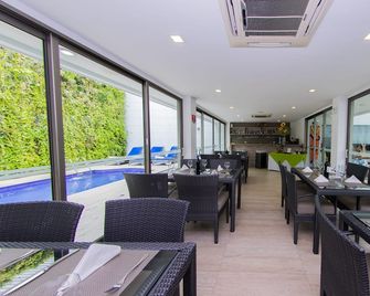 Varanasi Hotel Boutique Aeropuerto - Cartagena