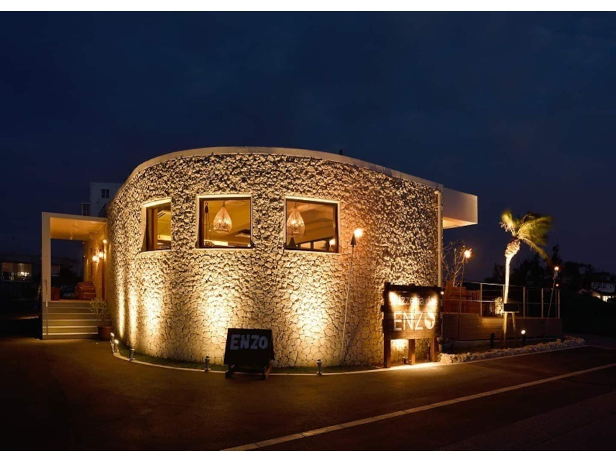 Carbira House - Yomitan - Building