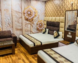 Hotel Sita Niwas Near Langar Hall - Amritsar - Bedroom