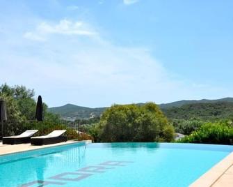 Hôtel Maora Village - Bonifacio - Piscina